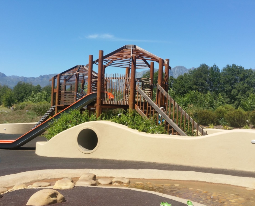 An excellent spot to let the kids run off their lunch at Vergelegen