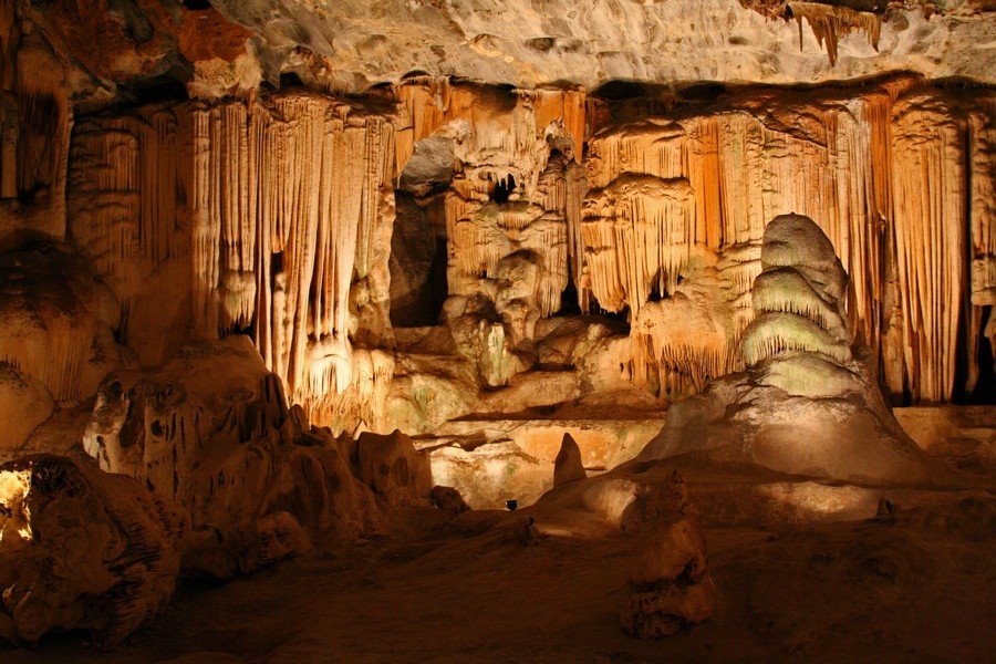 Main chamber of the Cango Caves