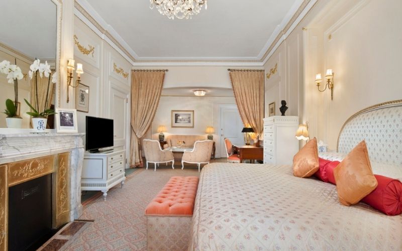 Junior Suite at The Ritz, one of the best family hotels in London