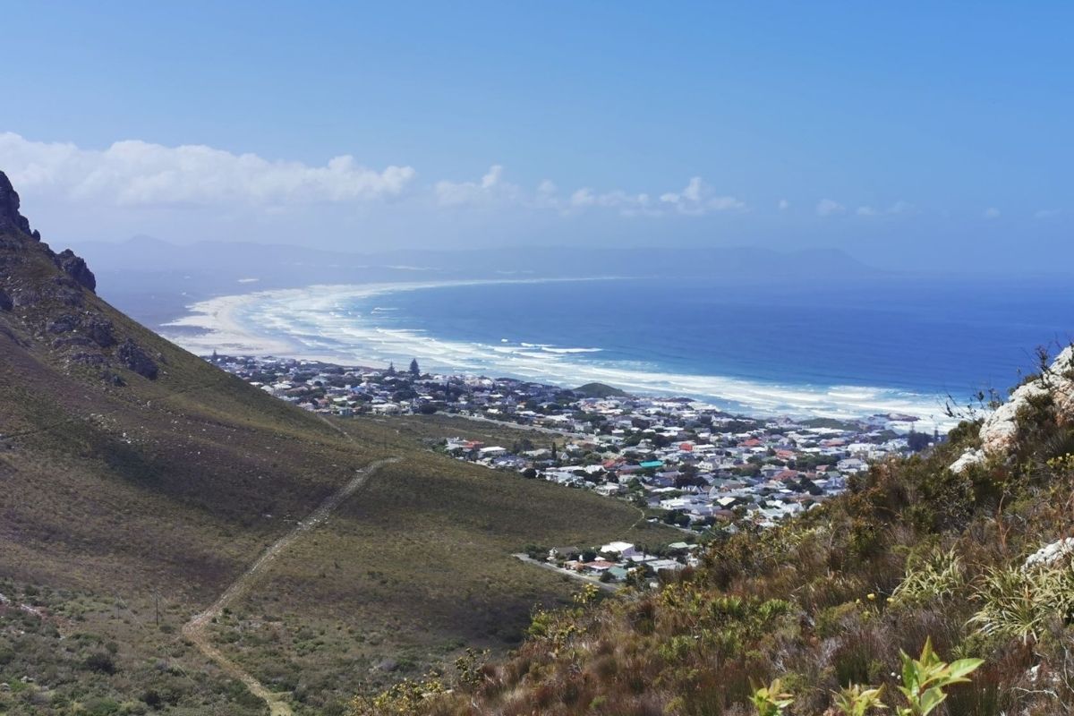View of Grotto Beach in Hermanus from the Fernkloof Nature Reserve.