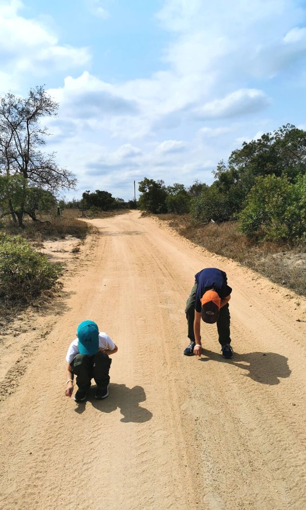 Two boys on the dirt track to Jackalberry Lodge.