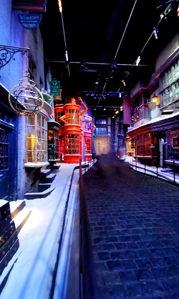 Photo of Diagon Alley at the Warner Bros Studio Tour London with no people in it.