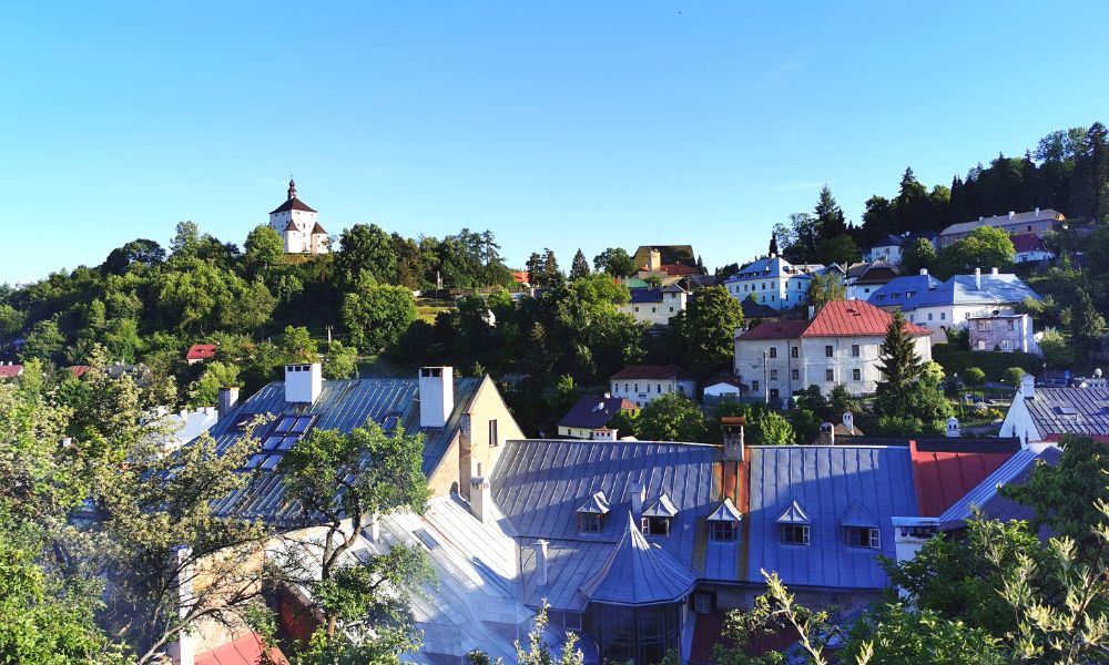 View across the rooftops of Banska Stiavnica to Nový Zámok (the New Castle) on the hill.